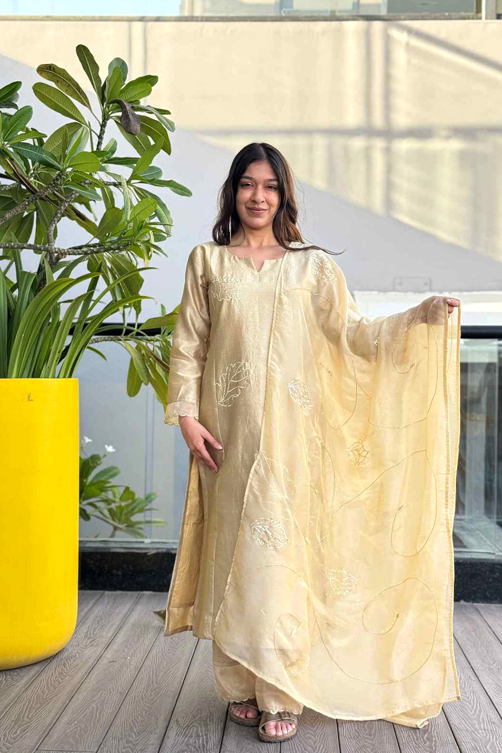 SUNEHRI KURTA SET